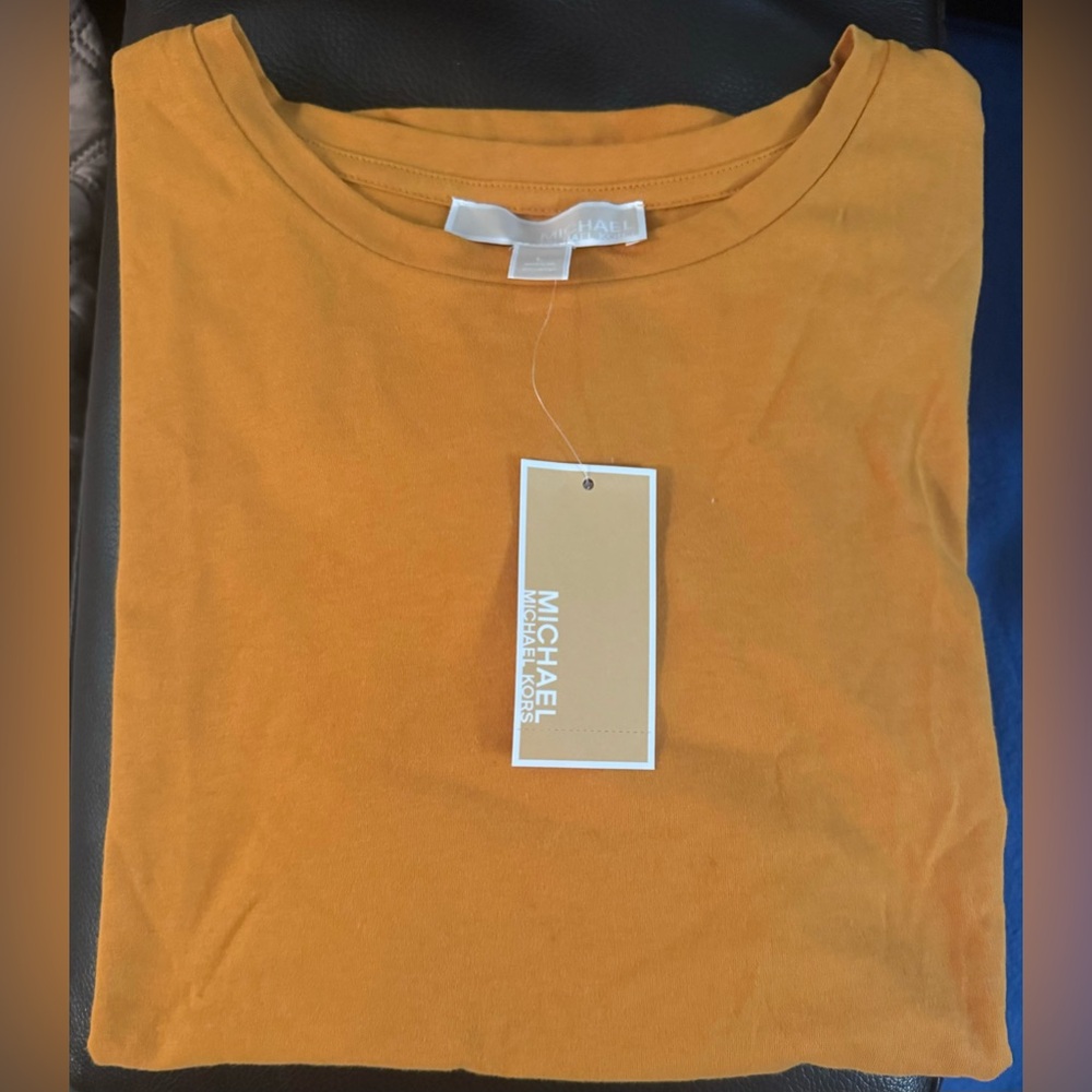 MK woman T shirt